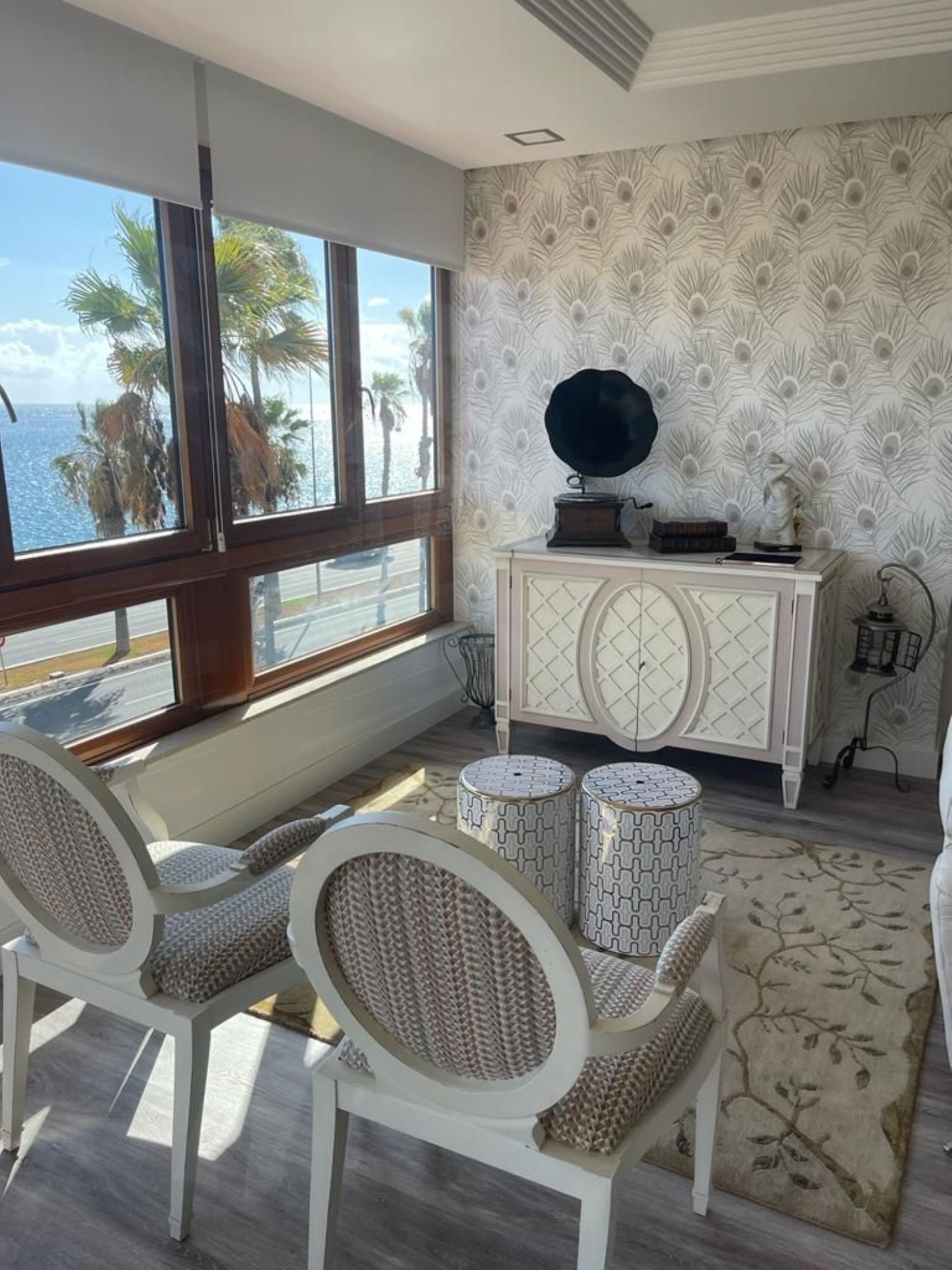 Apartamento à venda na primeira linha do mar em Avenida Alcalde José Ramirez de Bethencourt, Las Palmas de Gran Canaria
