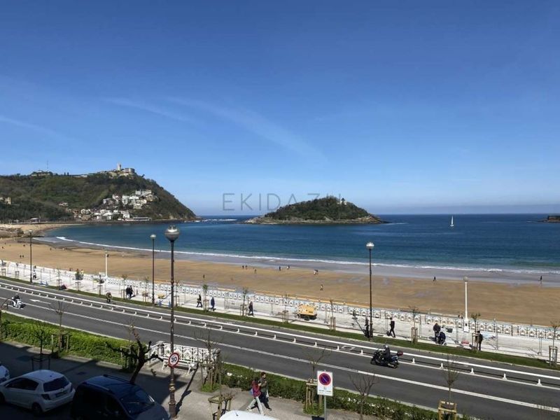 Apartament en venda Donostia-San Sebastian, Guipuzcoa. Ref: 2741. Addurno.com