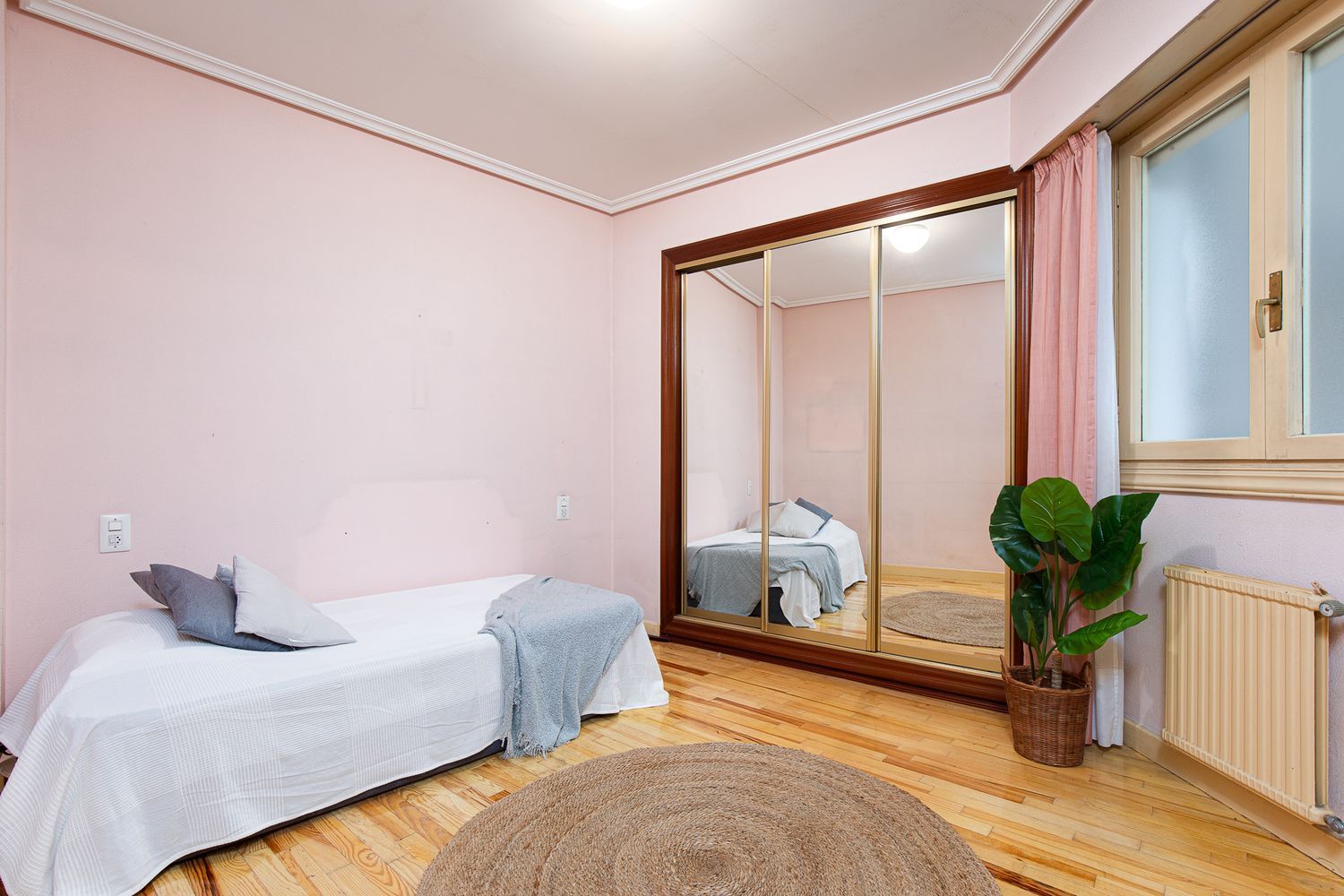 Apartamento à venda à beira-mar no Paseo de Miraconcha, em Donostia-San Sebastian