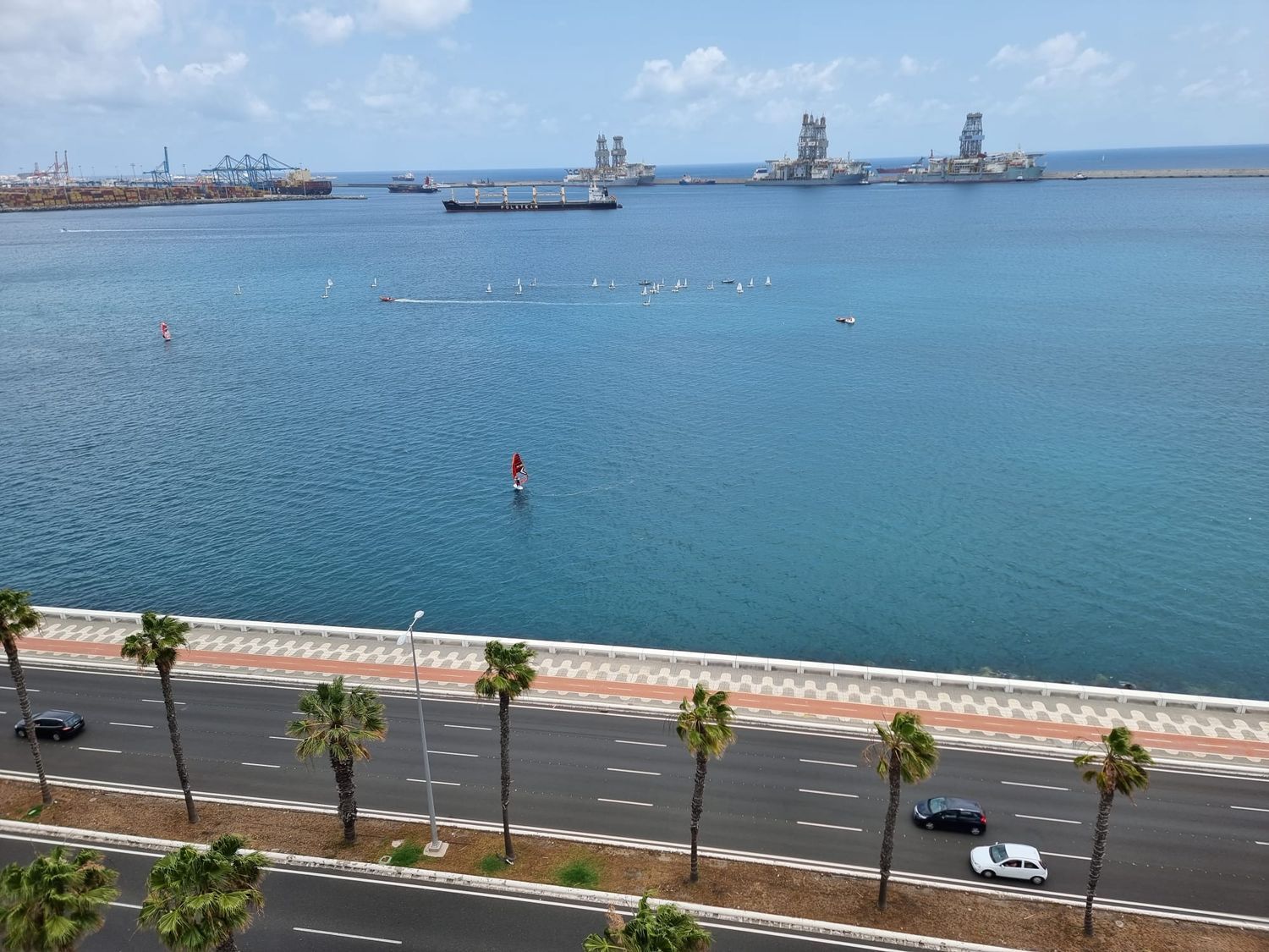 Pis en venda a primera línia de mar a Avinguda Alcalde José Ramirez Bethencourt a Las Palmas de Gran Canaria