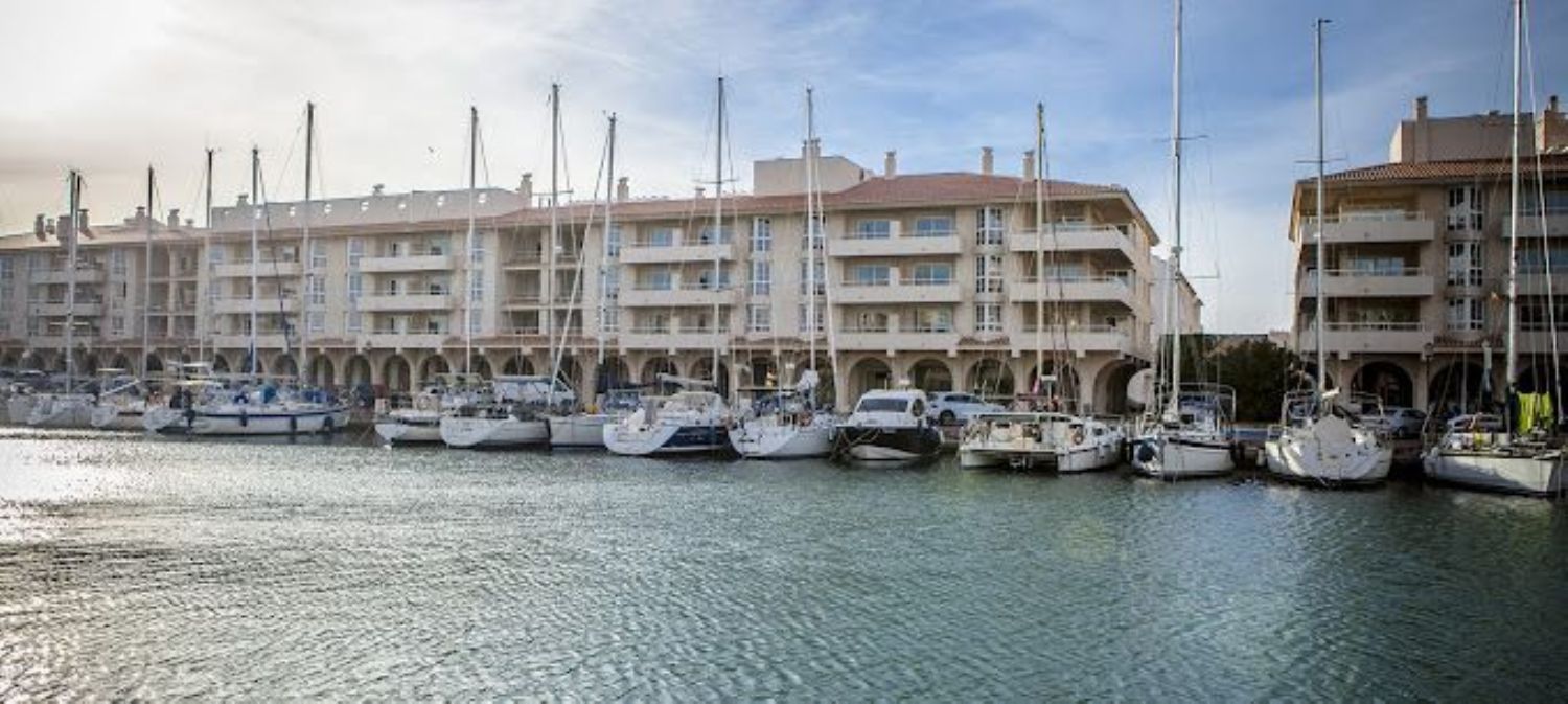 Apartment for sale on the seafront on Calle Galeon, in El Ejido