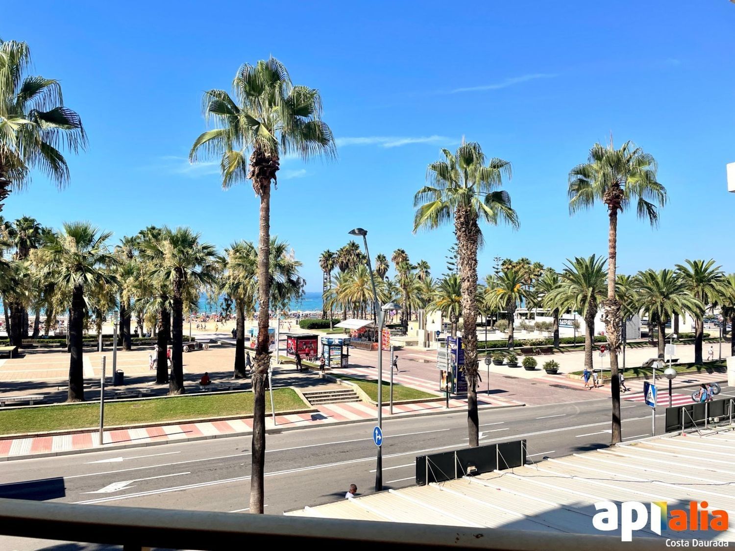 Apartment for sale on the seafront on Passeig Jaume I, in Salou