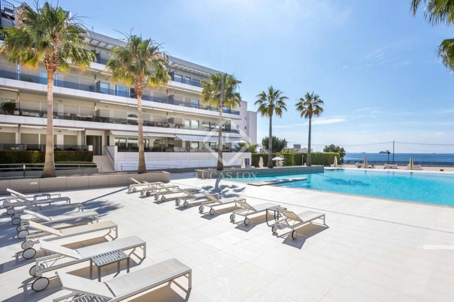 Flat for sale on the seafront in Avenida Pere Matutes Noguera, in Ibiza