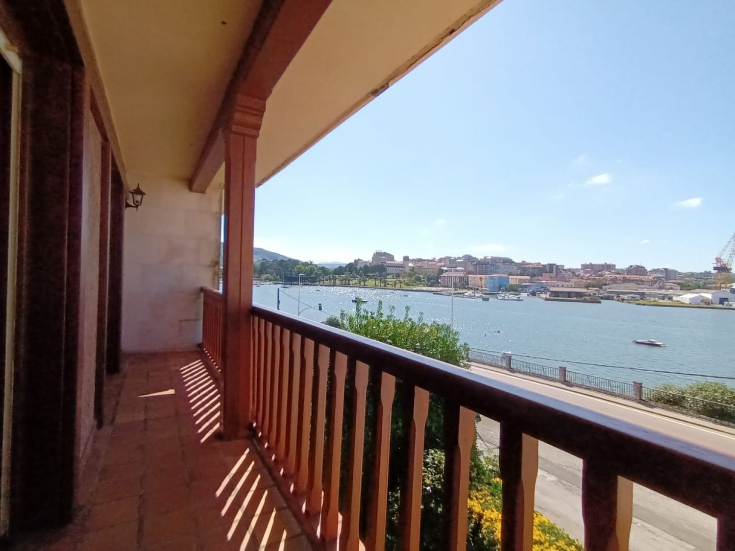 Casa en venta en primera línea de mar en Pontejos, en Marina de Cudeyo