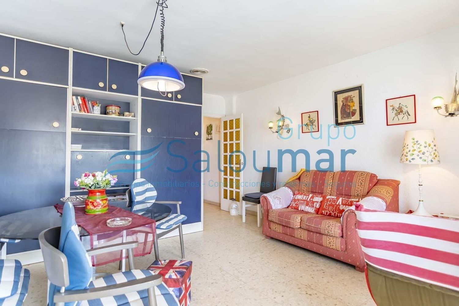 Apartamento à venda à beira-mar no Passeig de Miramar, em Salou
