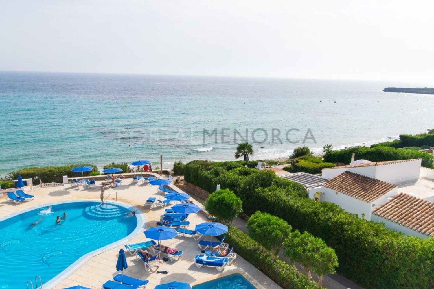 Apartamento à venda em frente ao mar em Es Migjorn Gran, em Menorca