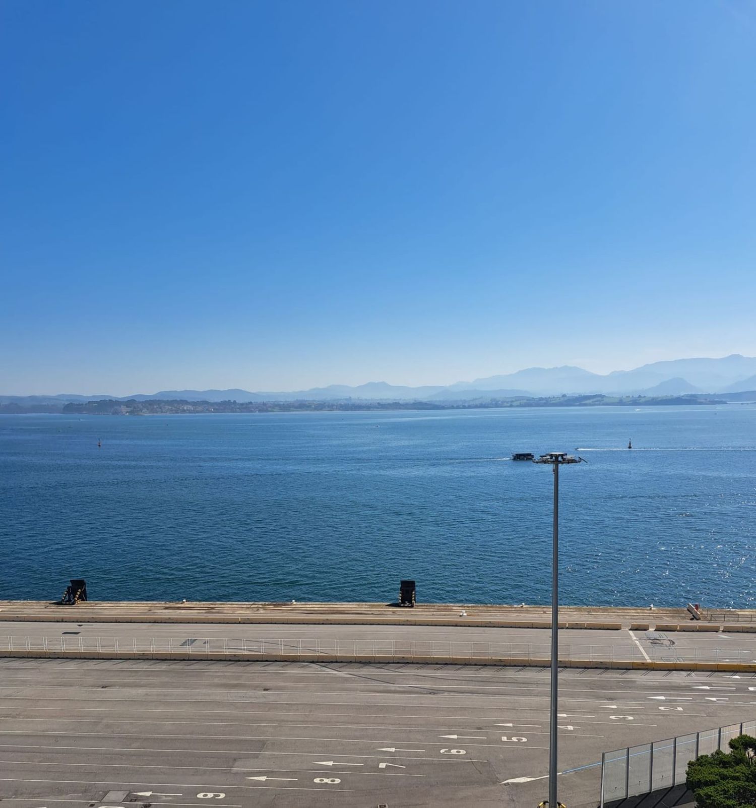 Pis en venda a primera línia de mar al Carrer Antonio López, a Santander