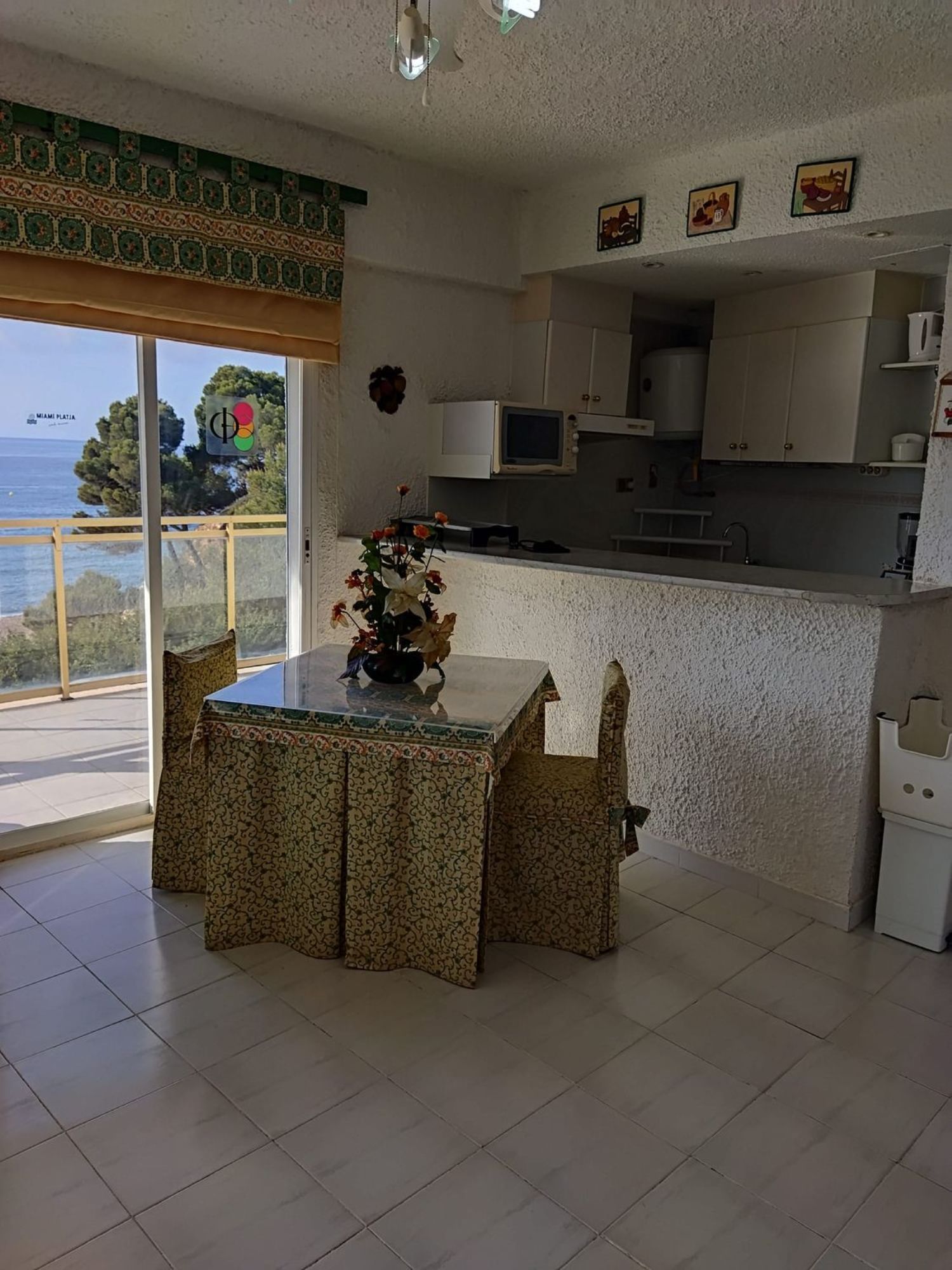 Piso en venta en primera línea de mar en Carrer del Peix, en Miami Playa