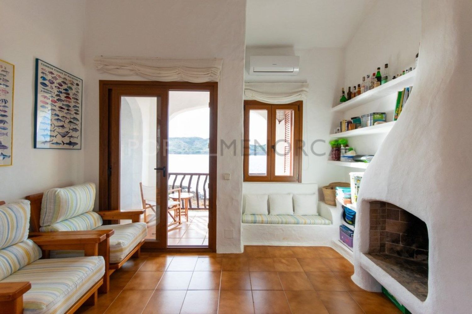 Apartamento à venda em frente ao mar em Fornells, em Menorca, Espanha