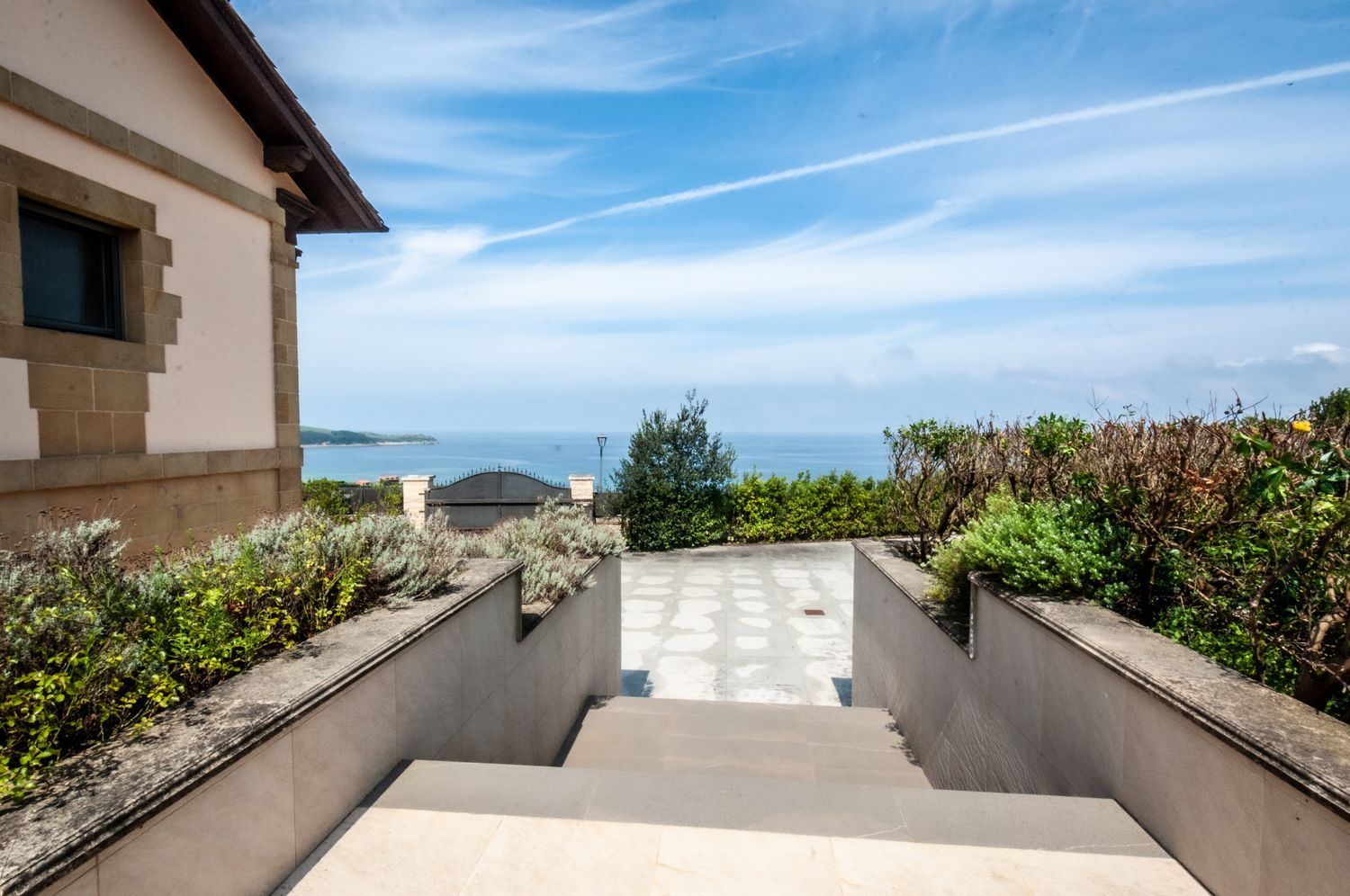 House for sale on the seafront in the Trasvía neighborhood, in Comillas