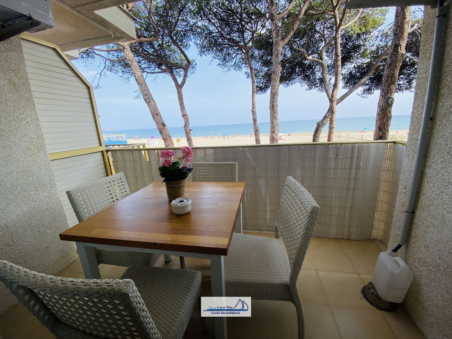 Apartment for sale on the seafront in Avinguda Diputació, in Cambrils