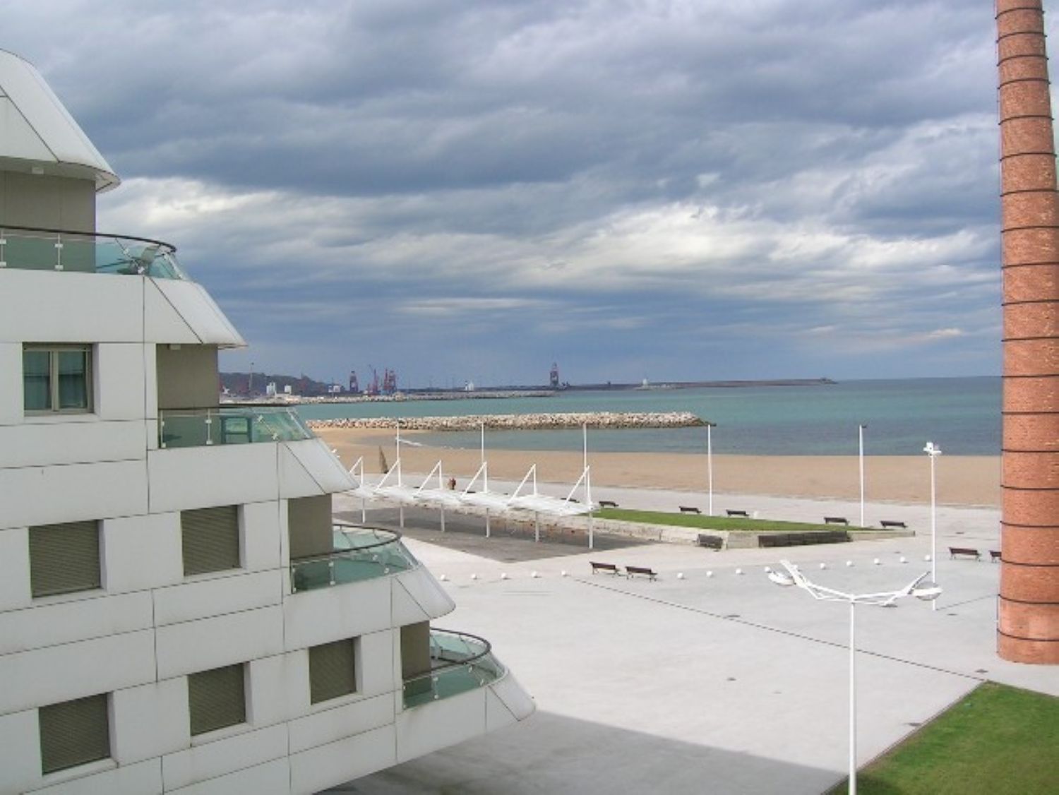 Apartment for sale on the seafront on Mariano Pola street, in Gijón