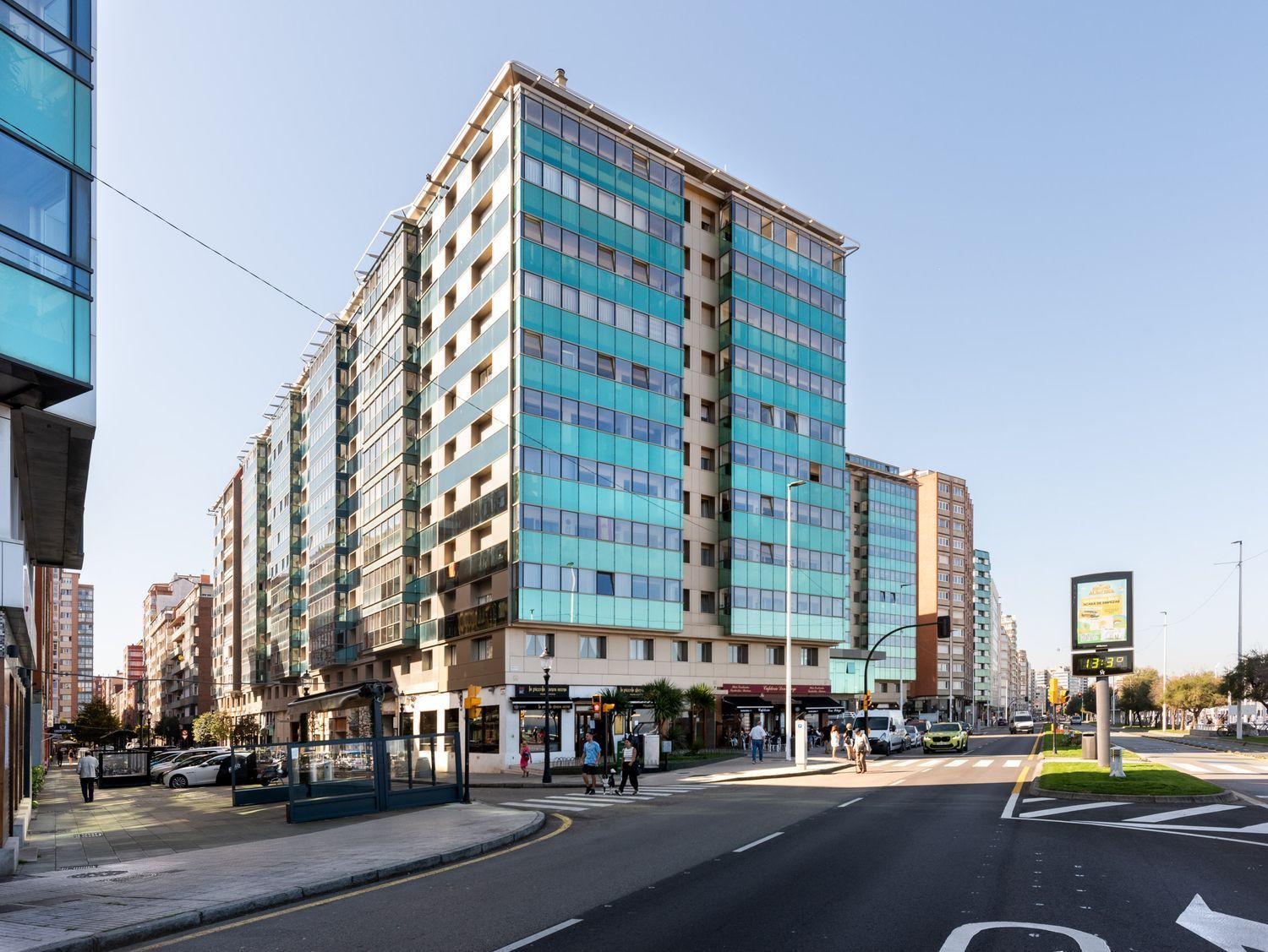 Apartment for sale on the seafront in San Lorenzo, in Gijón