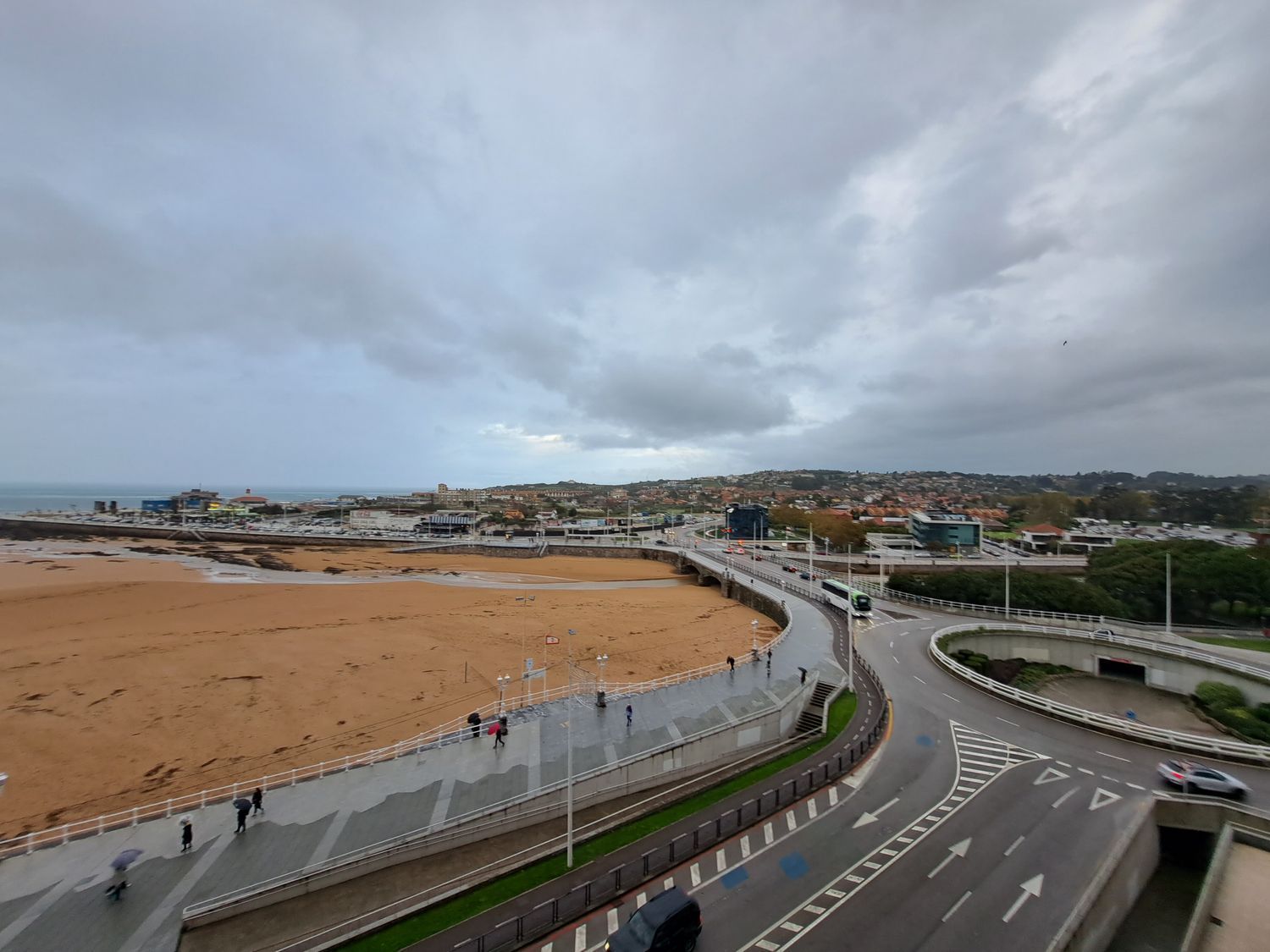 Apartment for sale on the seafront in Marqués de Urquijo, in Gijón