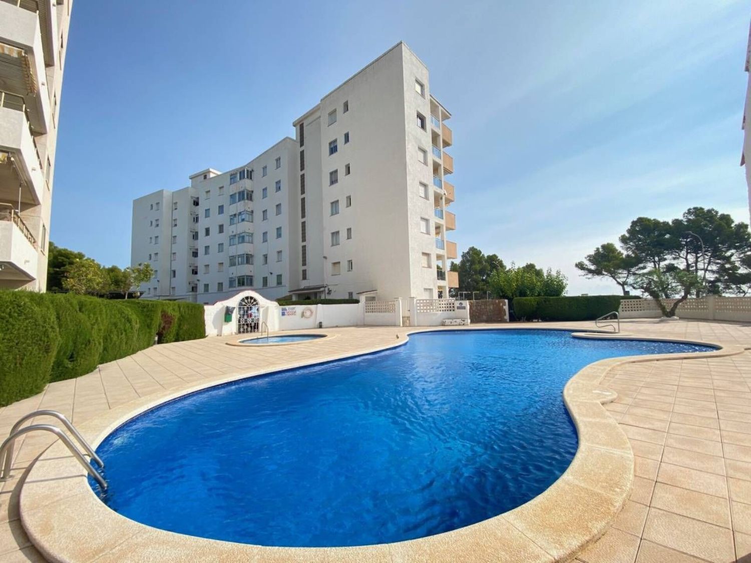 Apartament en venda a primera línia de mar al Passeig Marítim, a Miami Platja