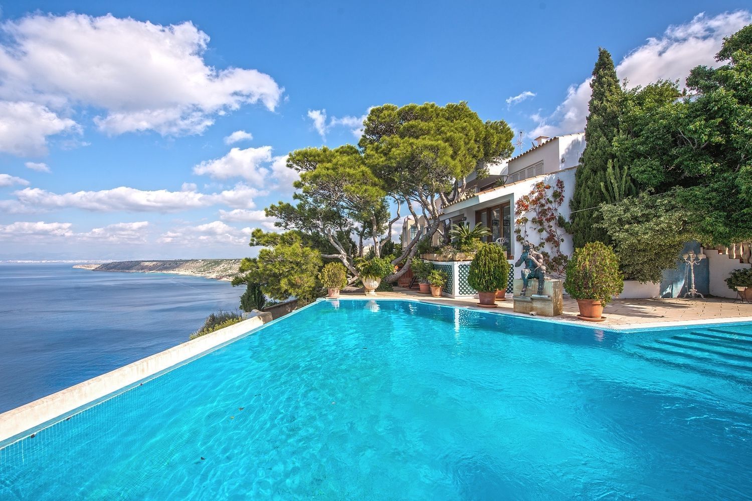 Casa à venda em primeira linha de mar em Badia Gran, em Mallorca