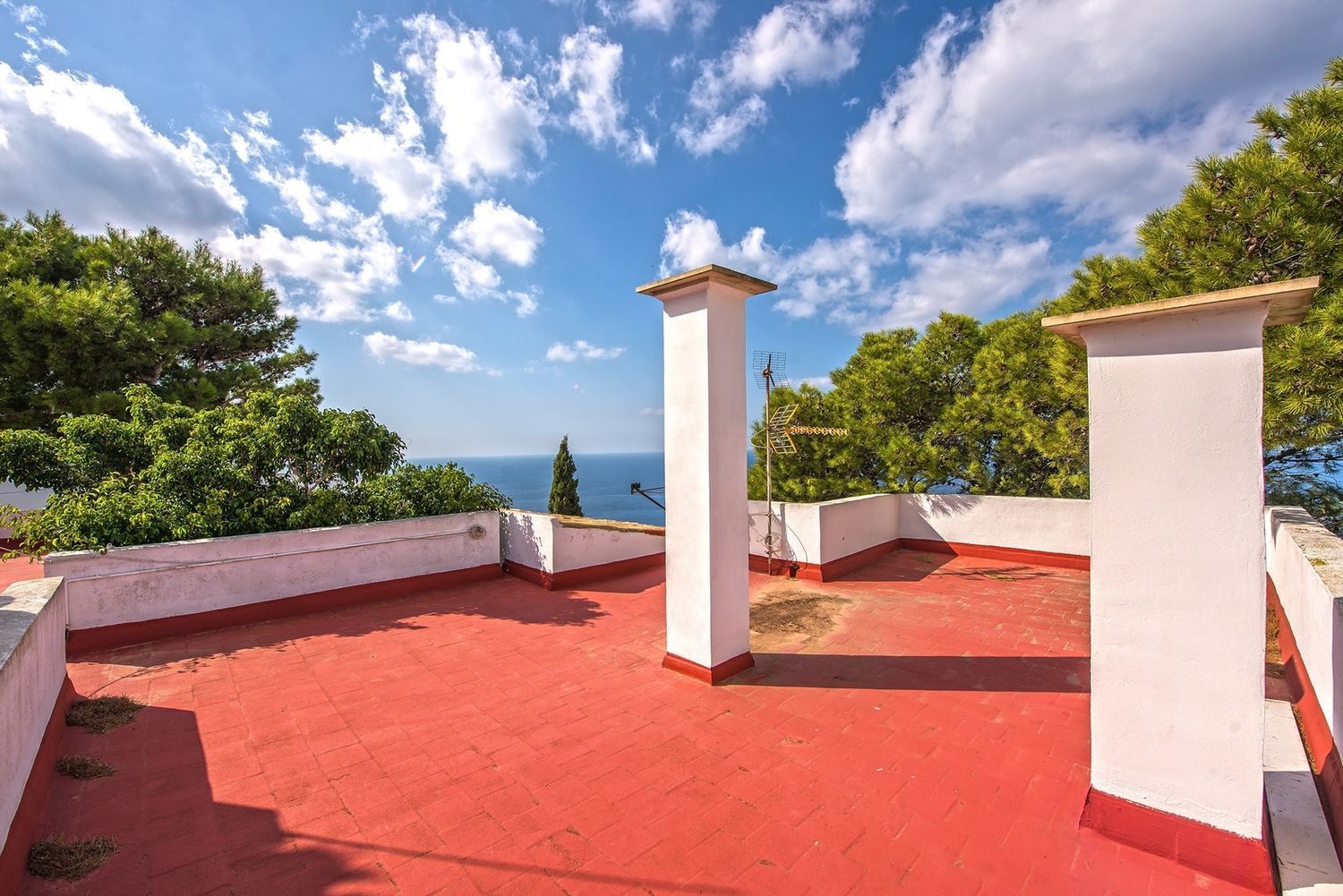 Casa en venda en primera línia de mar en Badia Gran, a Mallorca