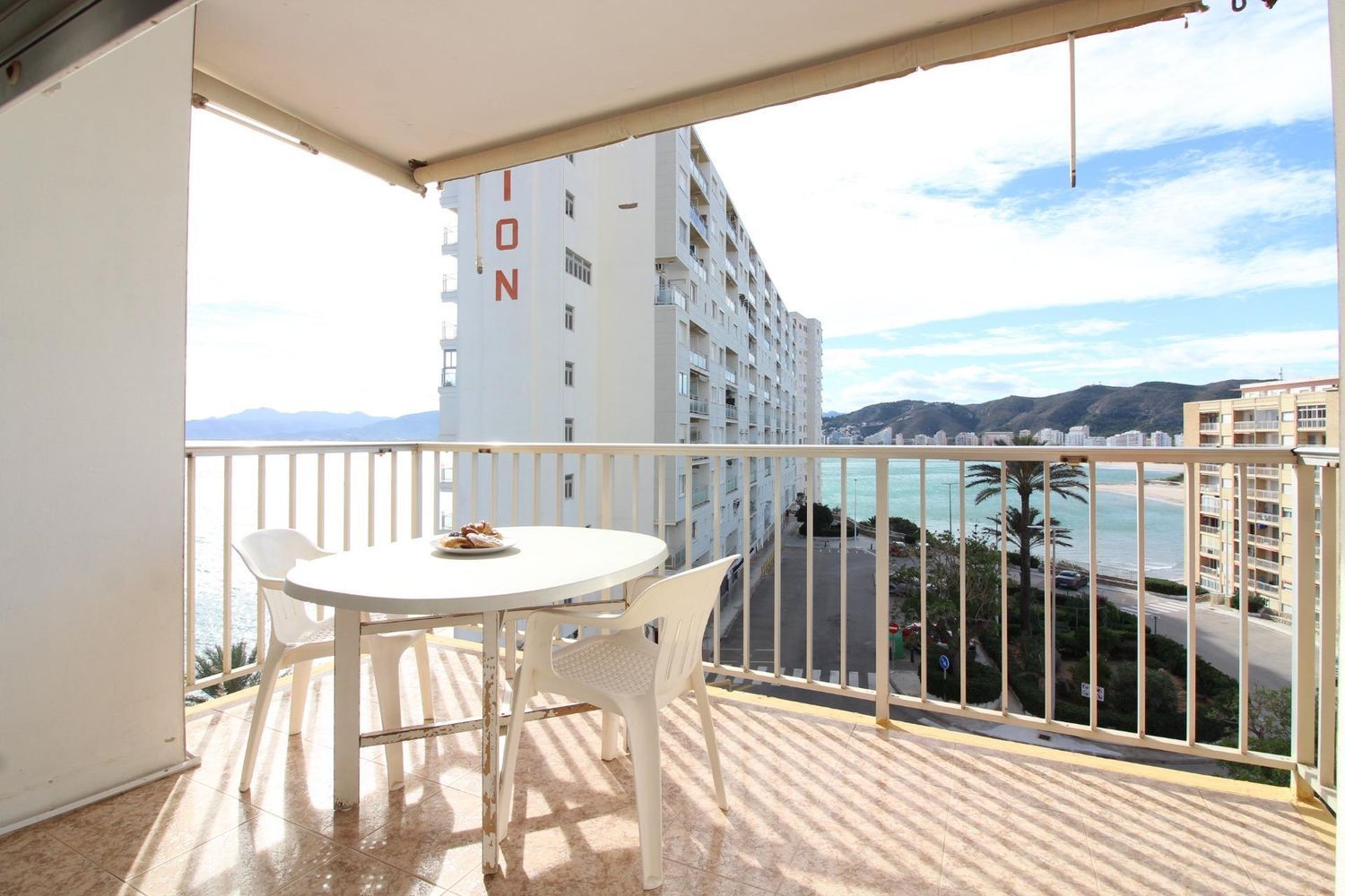 Apartment for sale on the seafront on Carrer Illa dels Pensaments, in Cullera