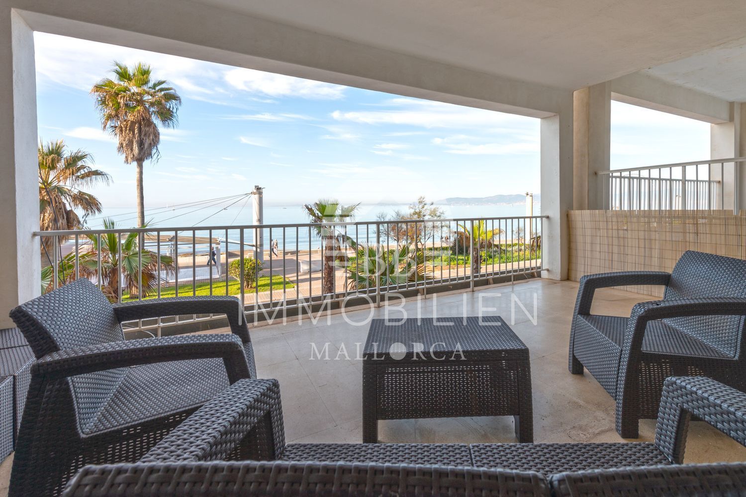 Apartamento à venda em frente ao mar em Ses Cadenes Arenal, em Palma de Mallorca