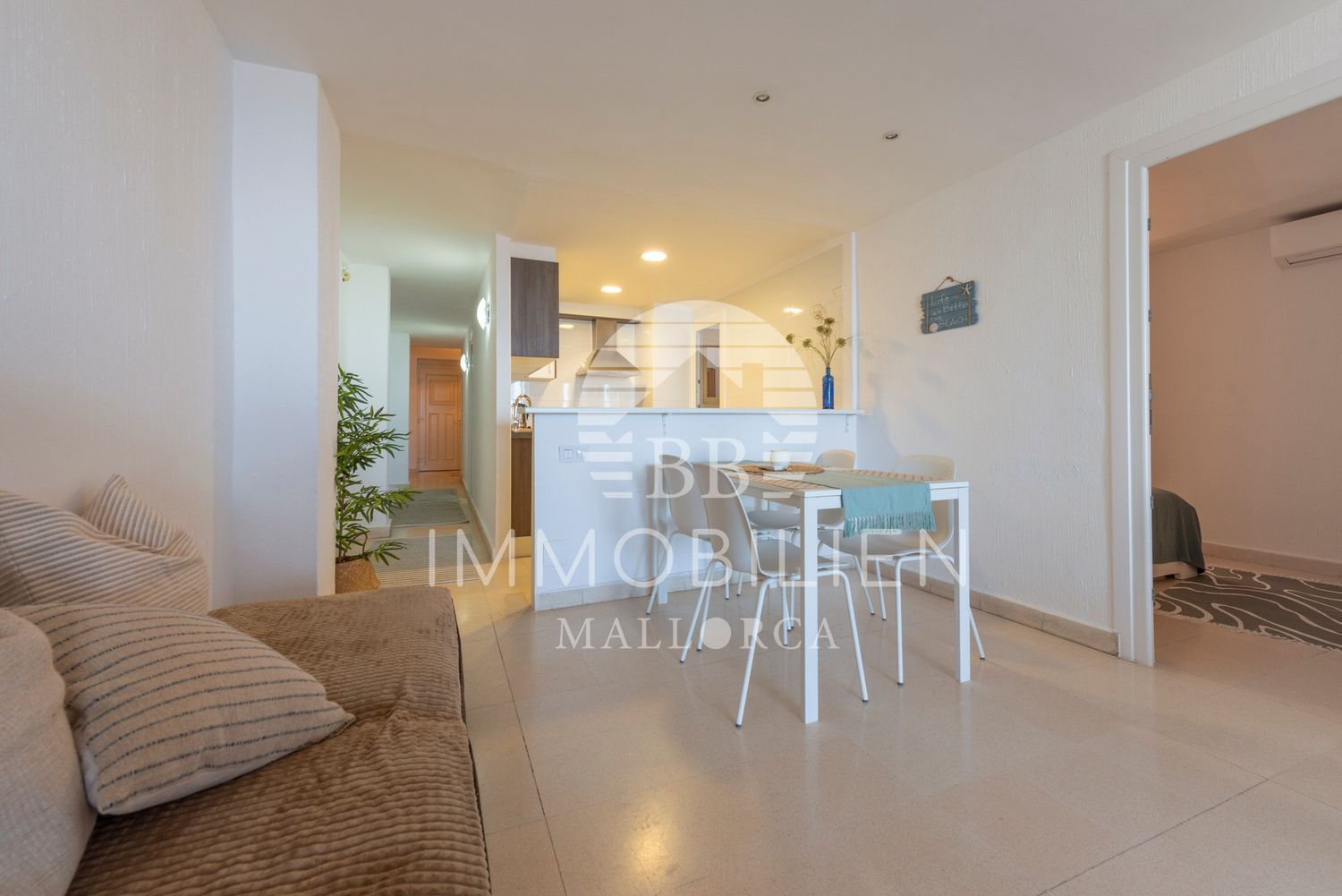 Flat for sale on the seafront in Ses Cadenes Arenal, in Palma de Mallorca