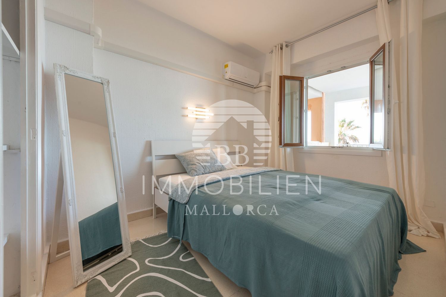 Apartamento à venda em frente ao mar em Ses Cadenes Arenal, em Palma de Mallorca