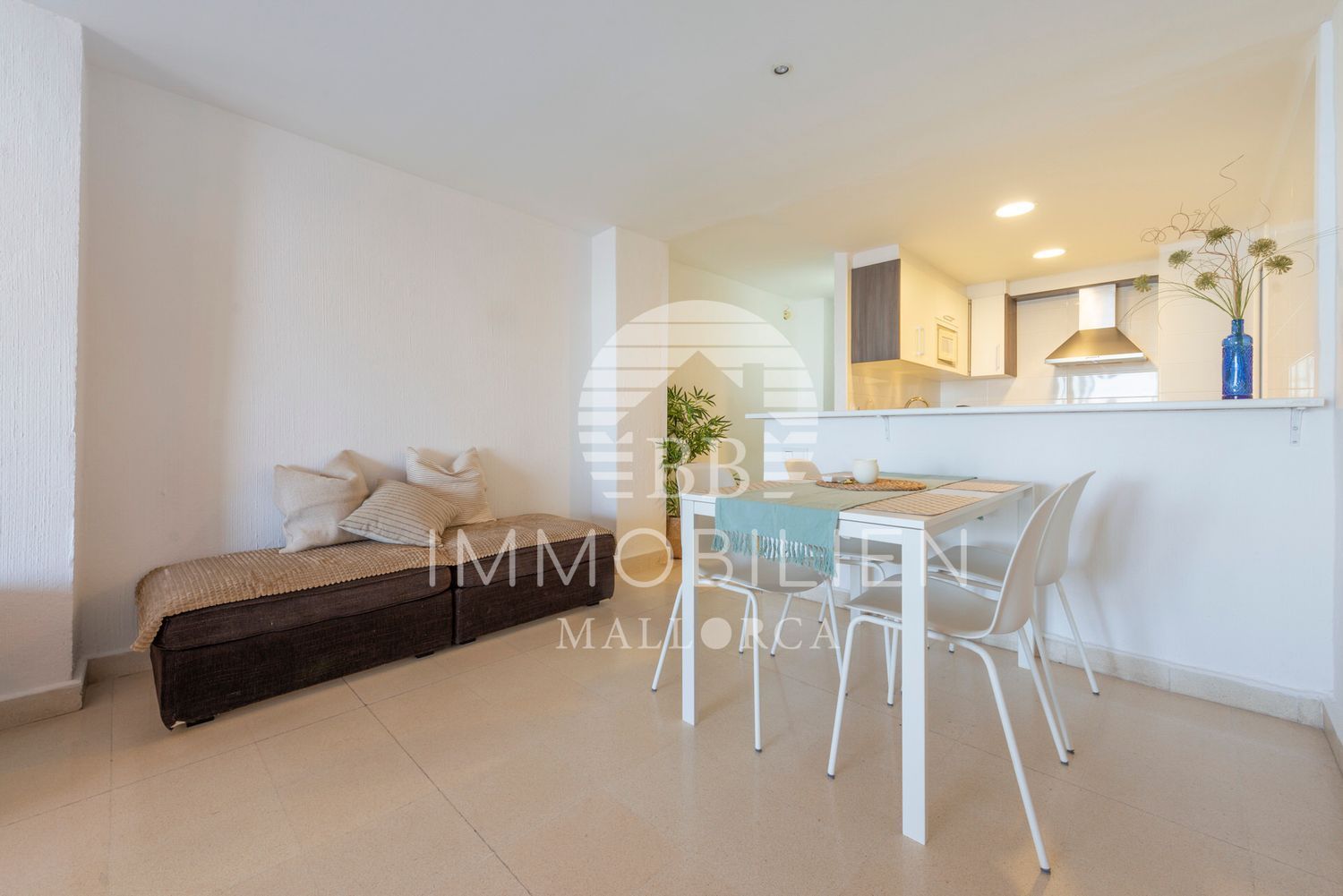 Flat for sale on the seafront in Ses Cadenes Arenal, in Palma de Mallorca