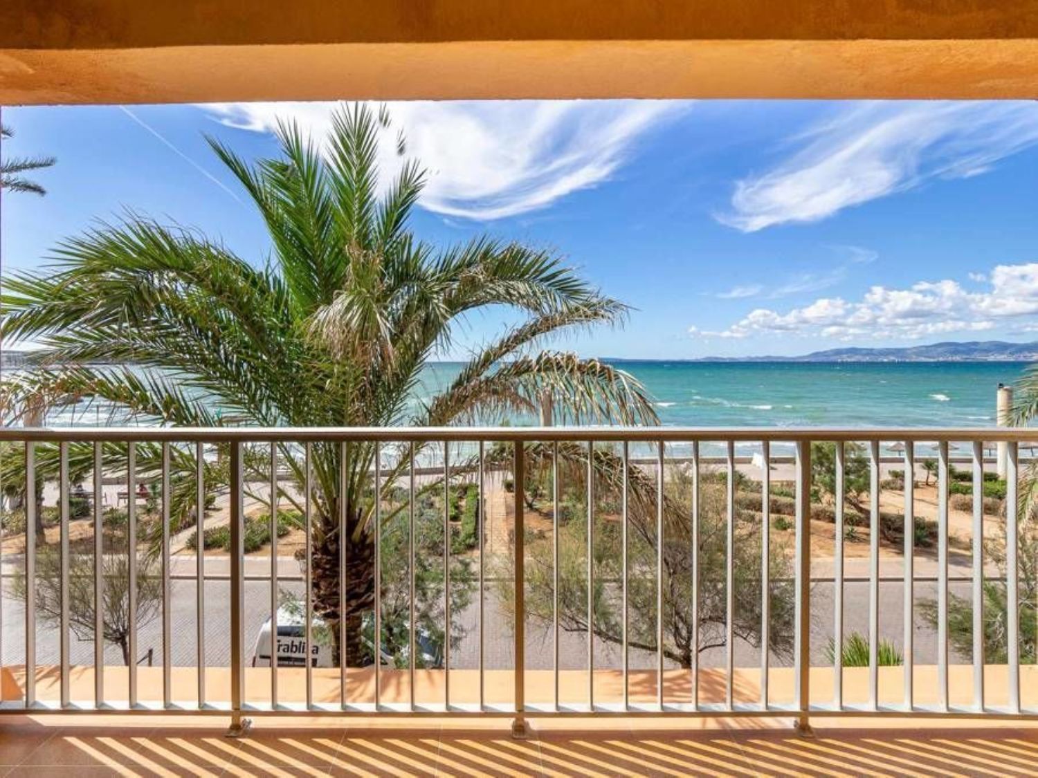 Apartment for sale in first sea line in Ses Cadenes Arenal, in Palma de Mallorca