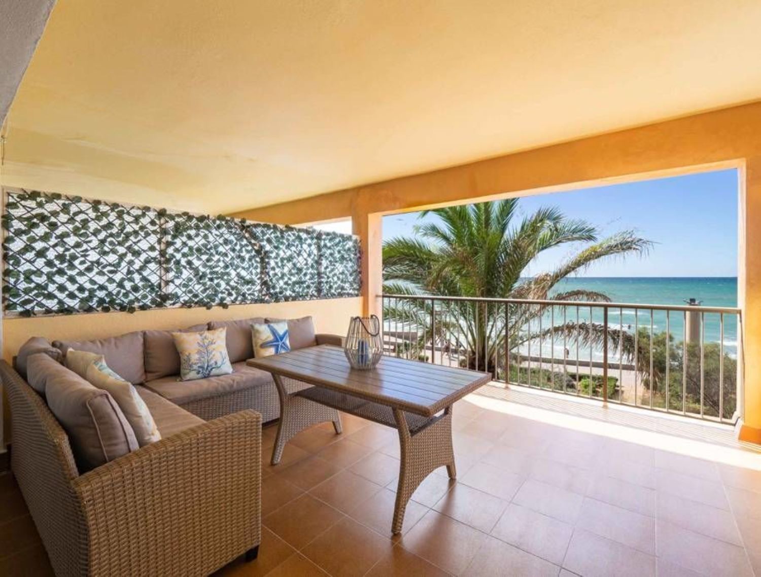 Piso en venta en primera línea de mar en Ses Cadenes Arenal, en Palma de Mallorca