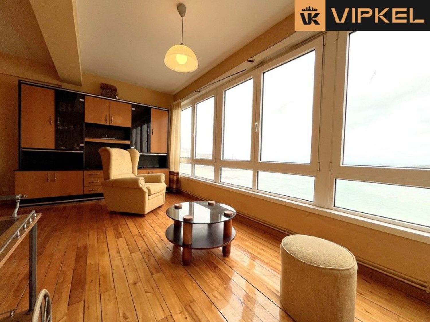 Apartment for sale on the seafront on Avenida Buenos Aires, in A Coruña
