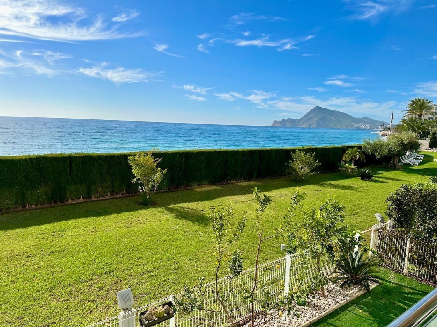 Duplex for sale on the seafront in Playa Cap Negret, in Altea