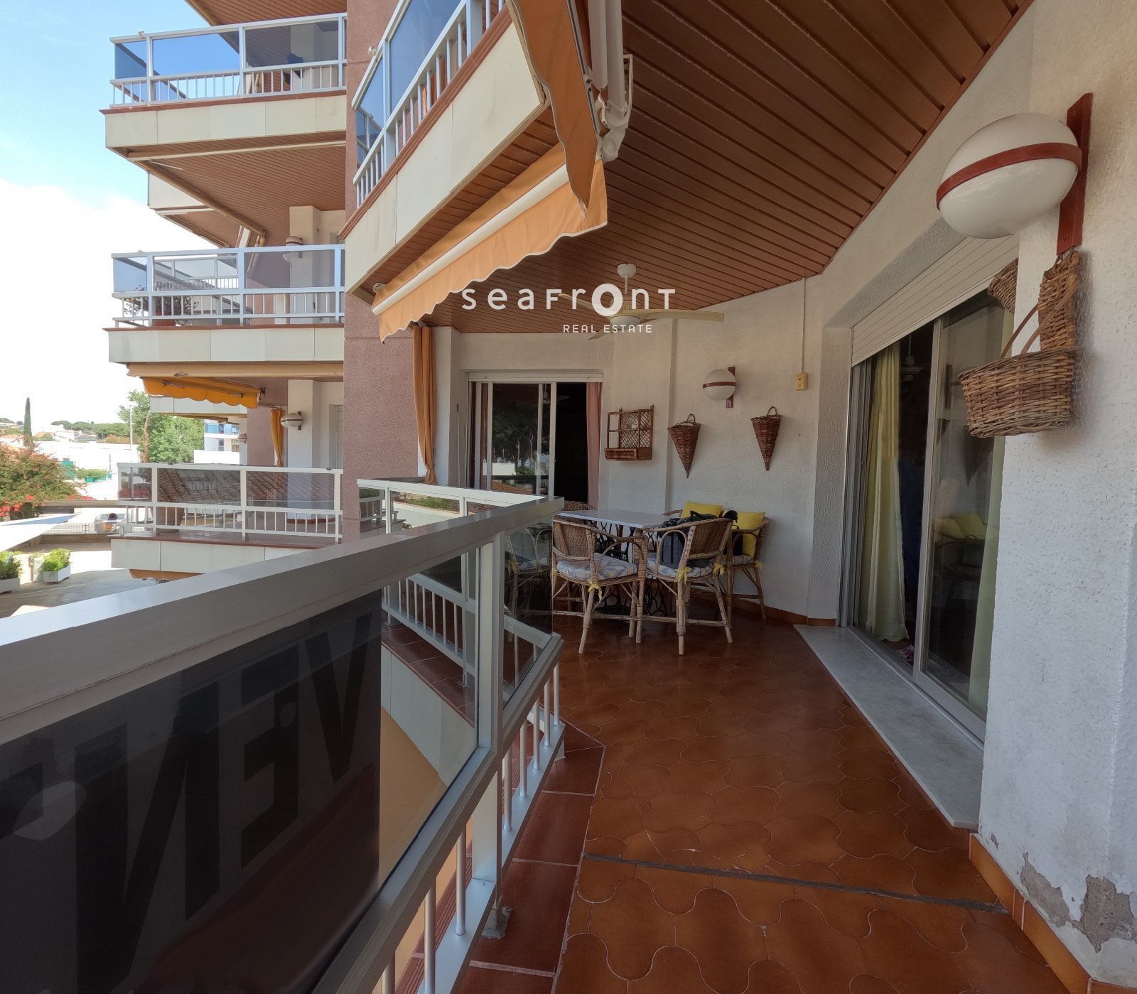 Apartment for sale on the seafront in Avinguda Diputació, in Vilafortuny, Cambrils