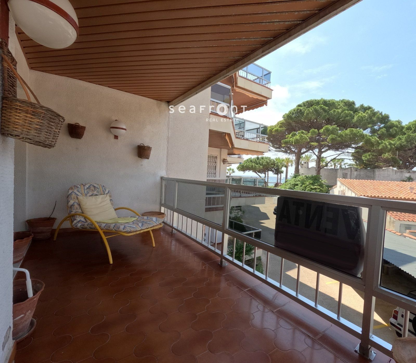 Apartment for sale on the seafront in Avinguda Diputació, in Vilafortuny, Cambrils