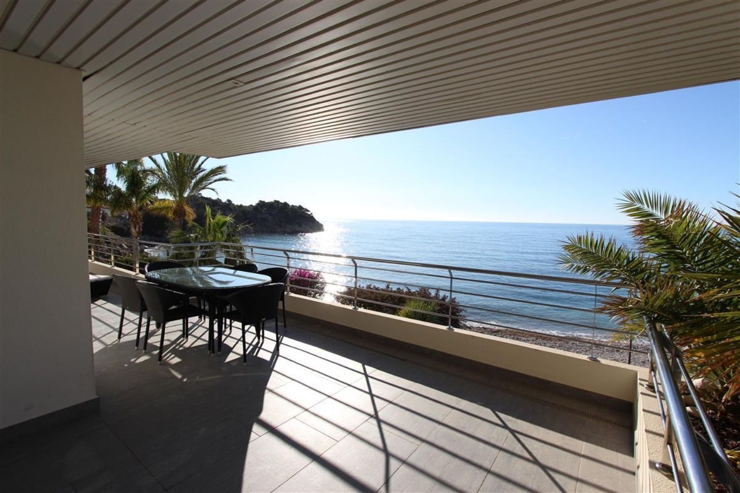 Apartment for sale on the seafront in Plaza Granada-mascarat, in Altea