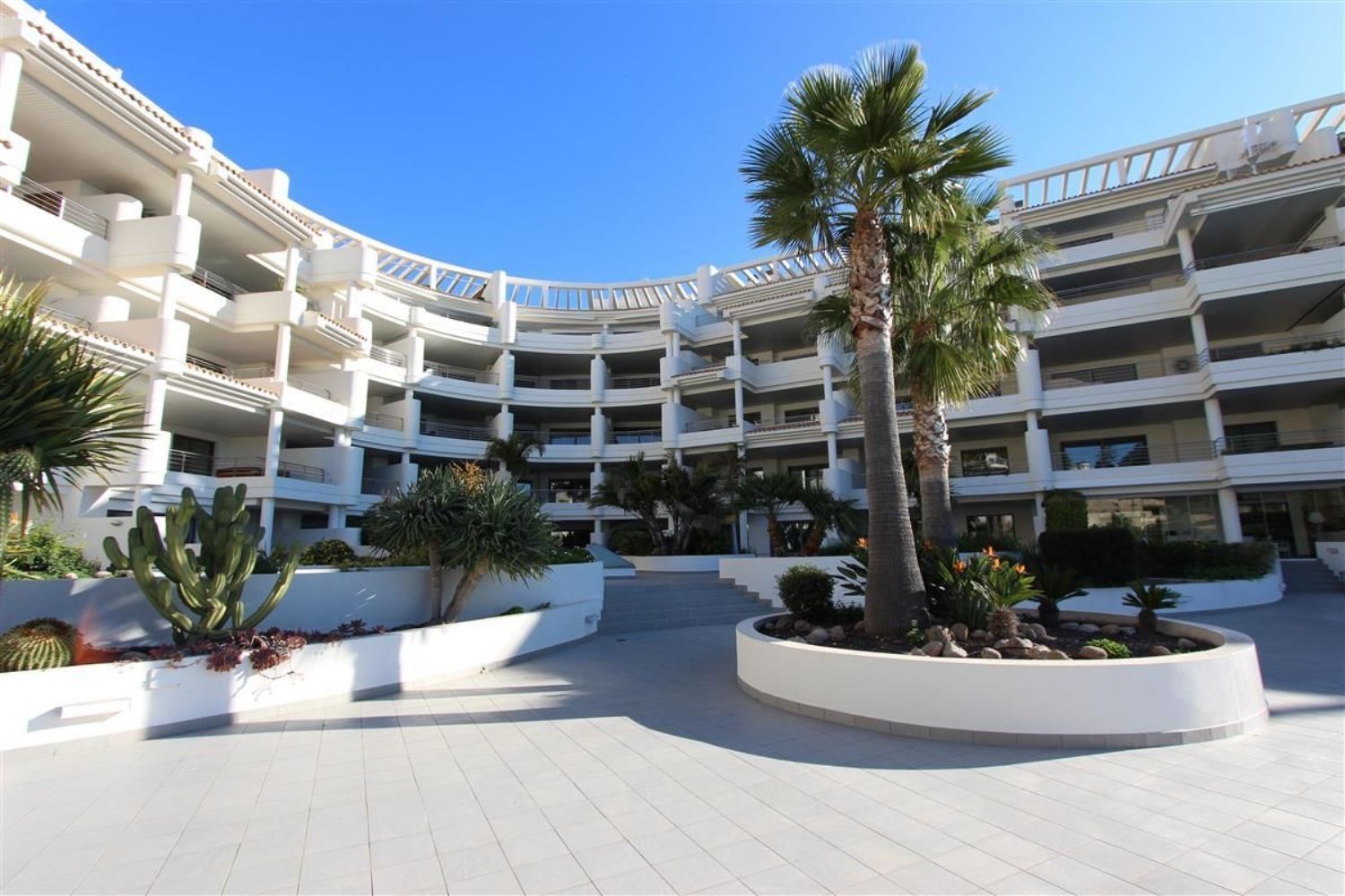 Apartamento à venda à beira-mar na Plaza Granada-mascarat, em Altea