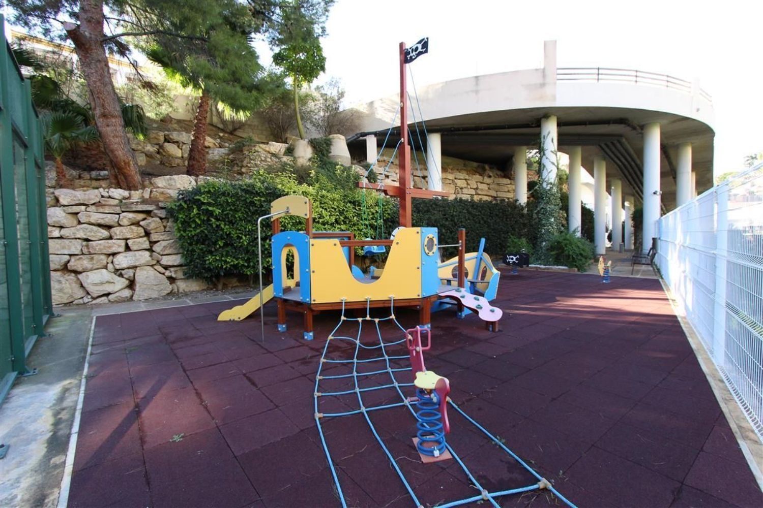 Piso en venta en primera línea de mar en la Plaza Plaza Granada-mascarat, en Altea