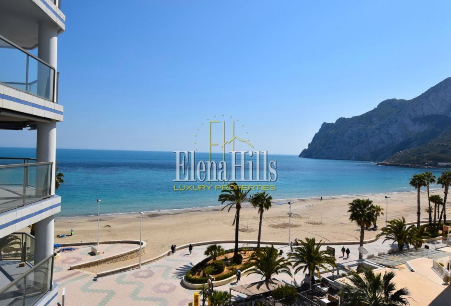 Apartment for sale on the seafront on Levante street, in Calpe