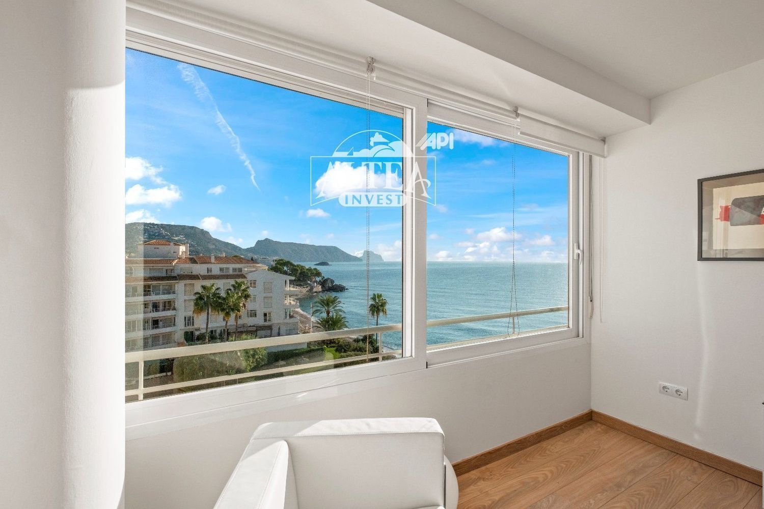 Duplex for sale on the seafront in Cap-negret, in Altea