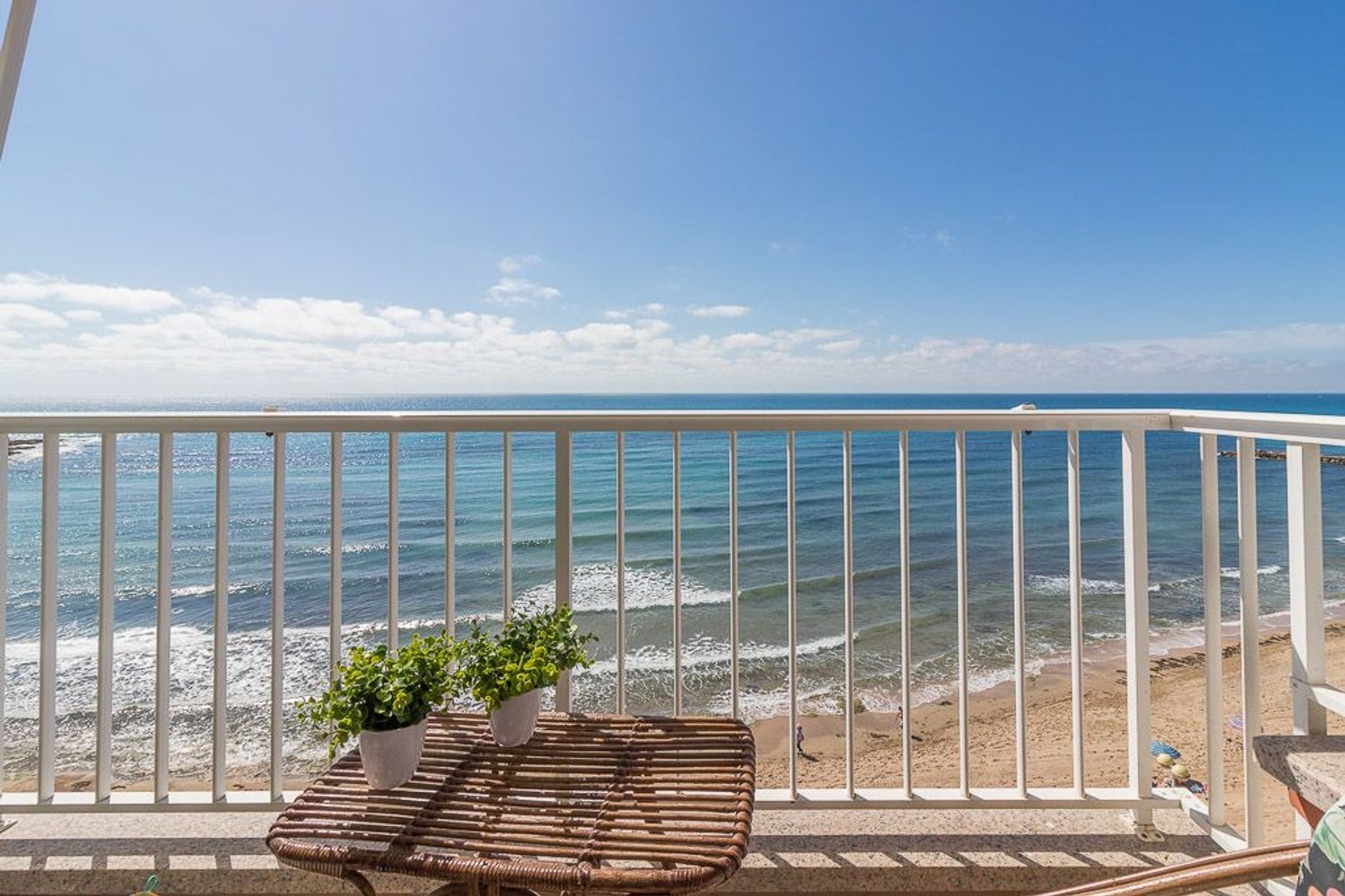 Penthouse for sale on the seafront on Avenida Doctor Mariano Ruiz Canovas, in Torrevieja