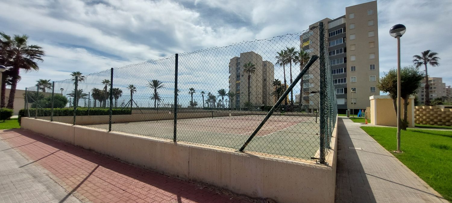 Apartment for sale on the seafront on Calle Músico Anton Roch, in Urbanova, Alicante