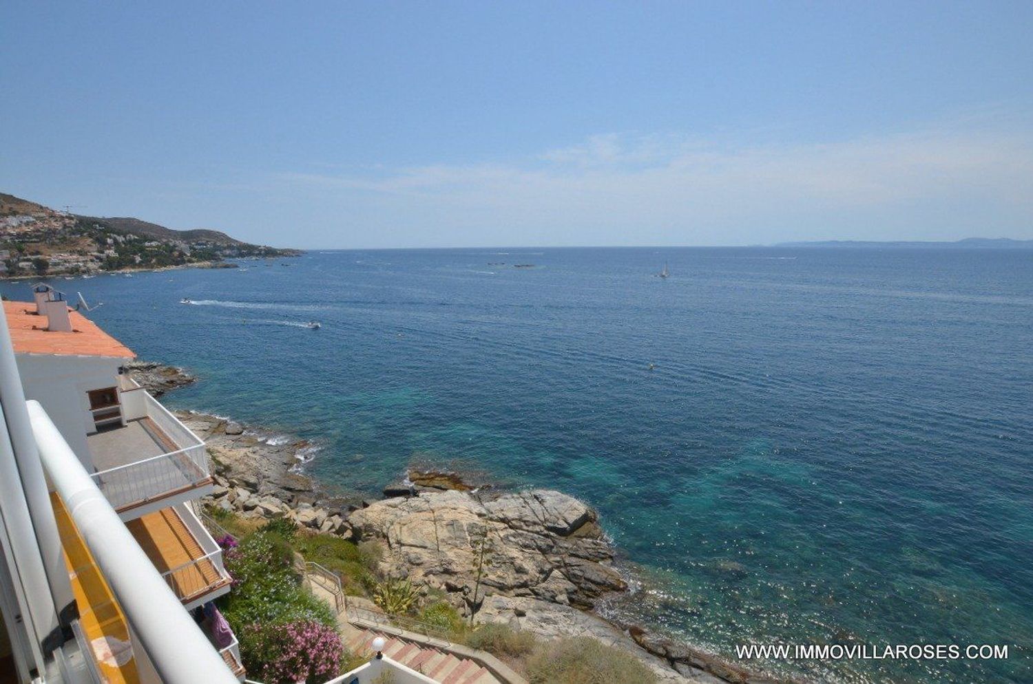 Apartament en venda a primera línia de mar a la zona Canyelles Petites, a Roses