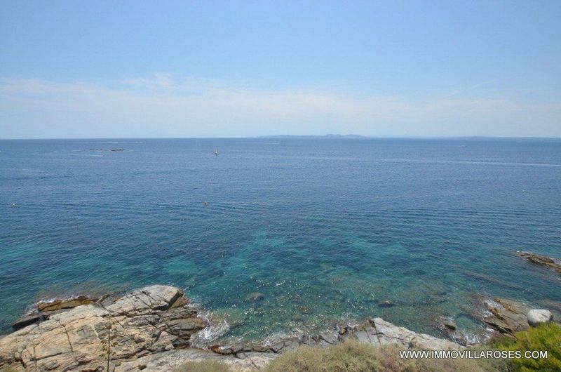 Apartament en venda Roses, Girona. Ref: 3199. Addurno.com