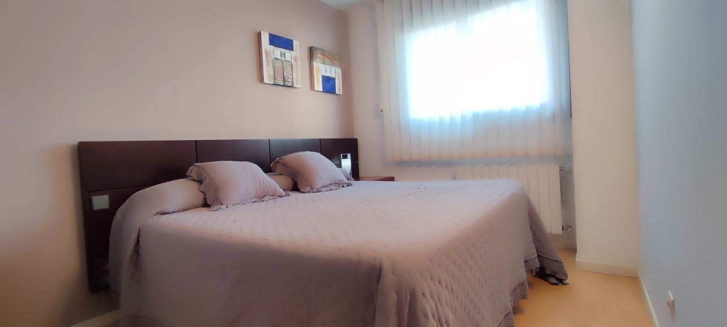 Vende-se apartamento à beira-mar no Paseo Maritimo, em Badalona