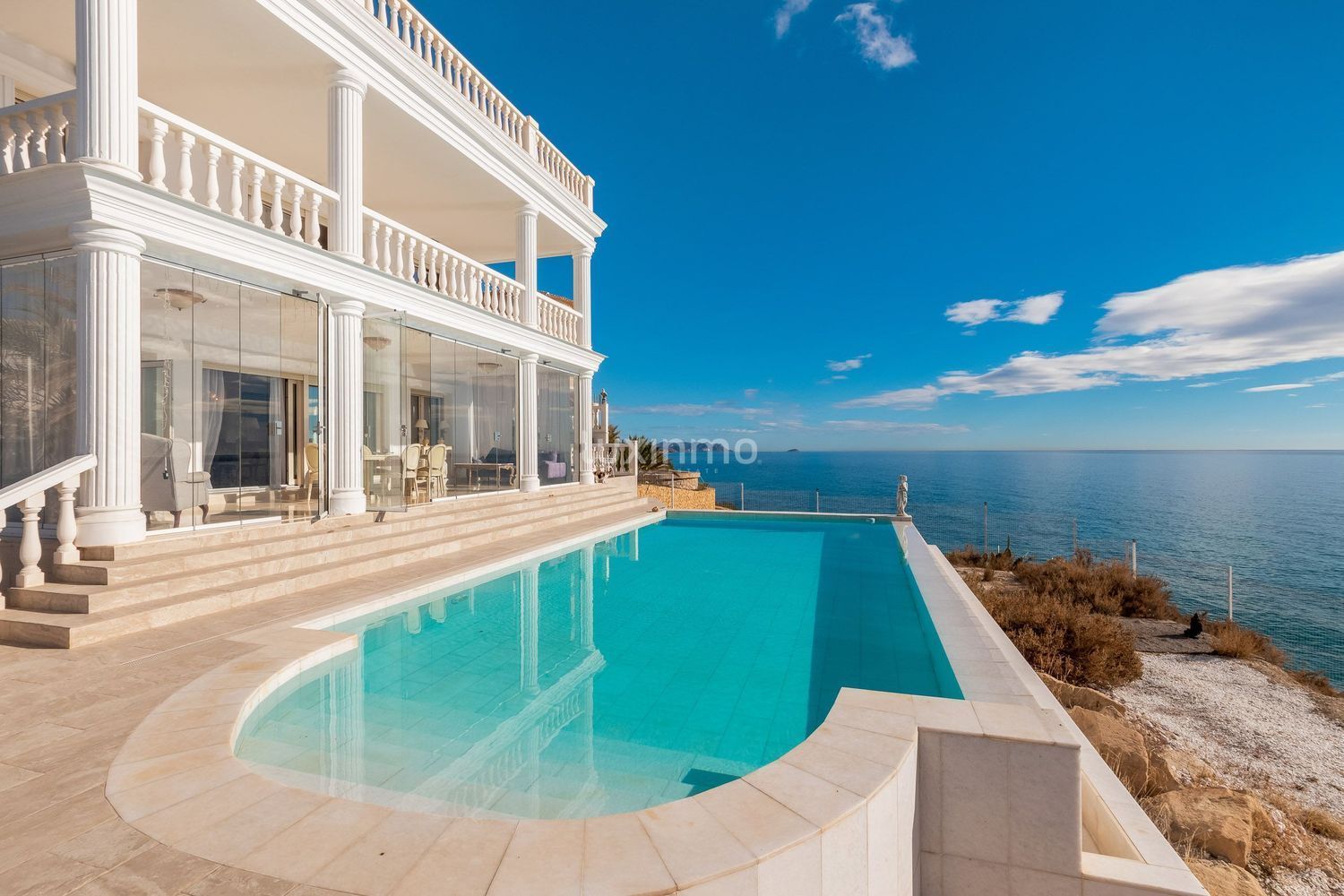 Casa en venda a primera línia de mar a l'Avinguda de l'Alacantí, a Campell