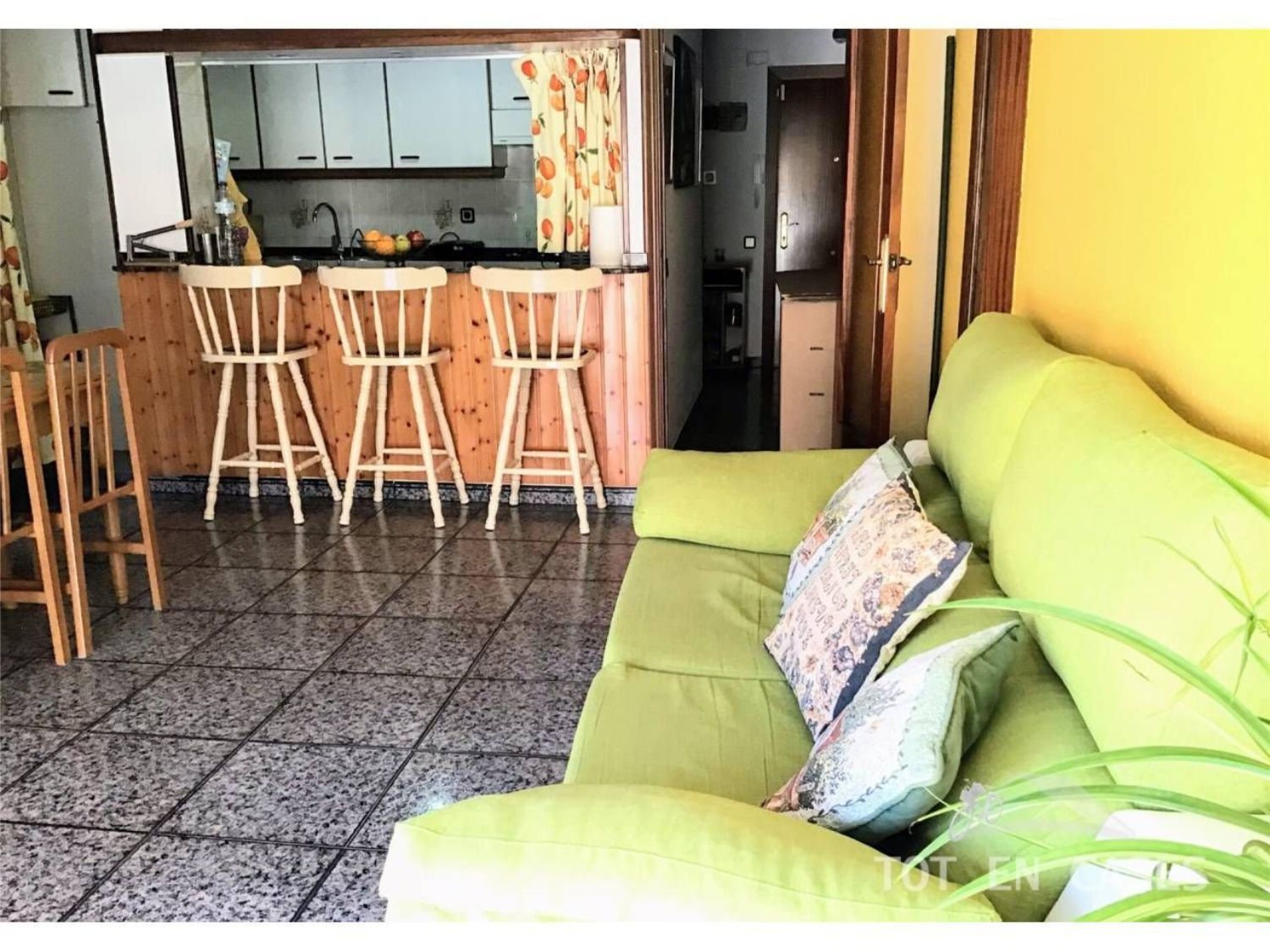 Apartamento en venta en primera línea de mar en Vilafortuny, Cambrils