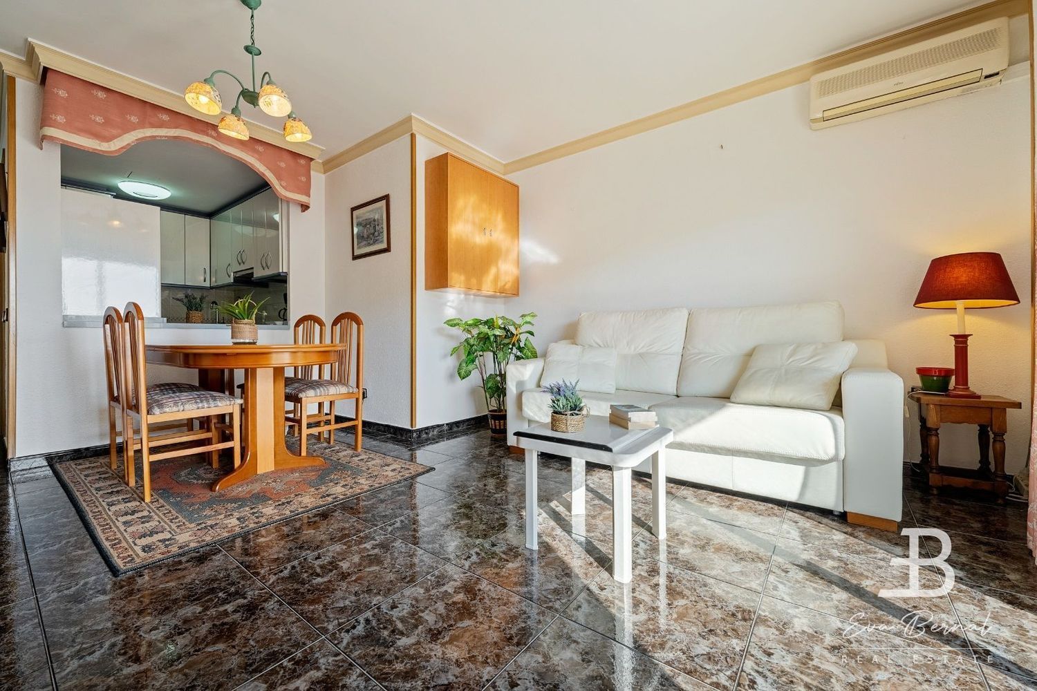 Apartamento en venta en primera linea de mar en calle Marcos Redondo, La Pineda