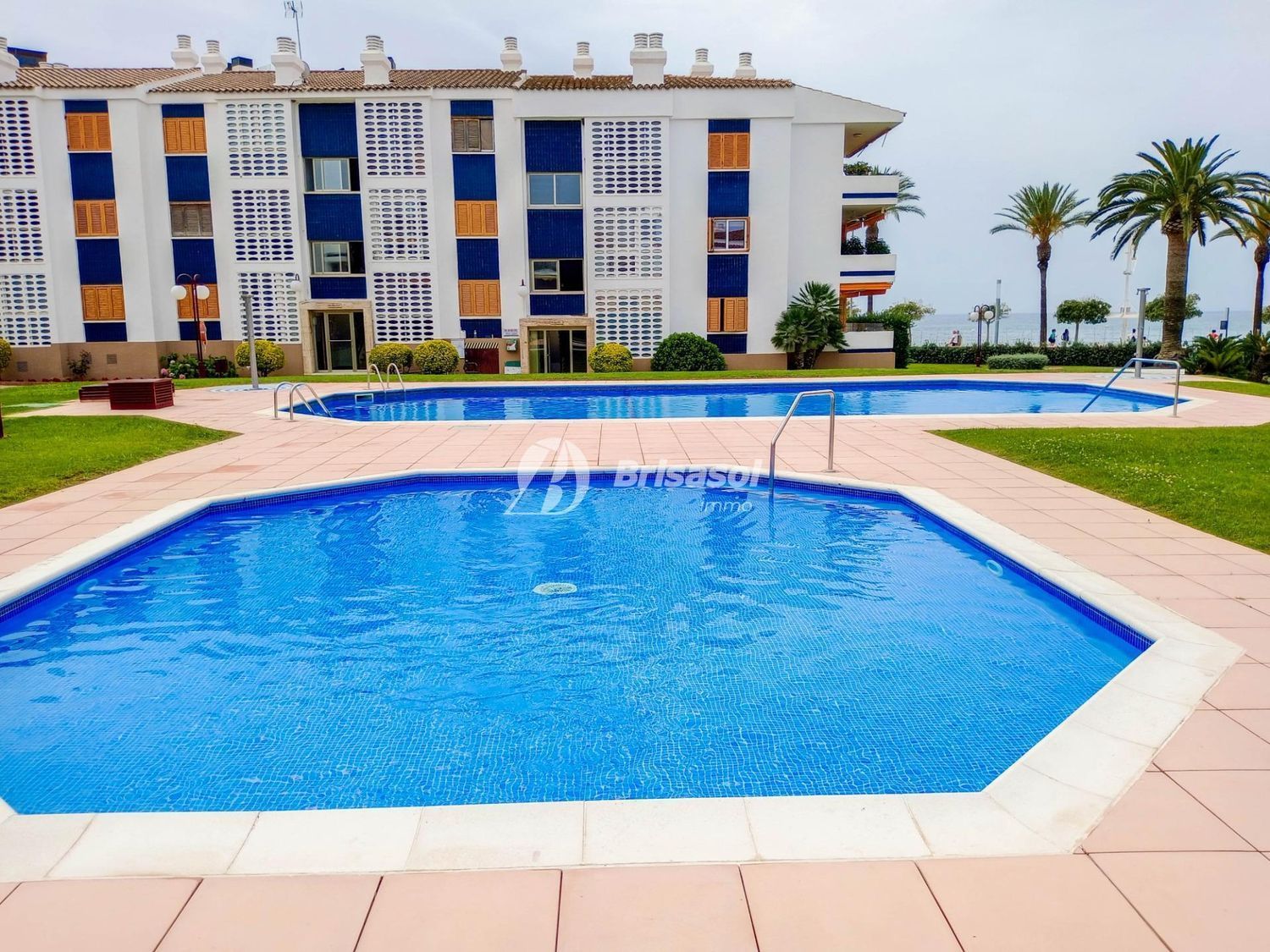 Piso en venta en primera línea de mar en la Avenida Juan Sebastián Bach, en Cambrils