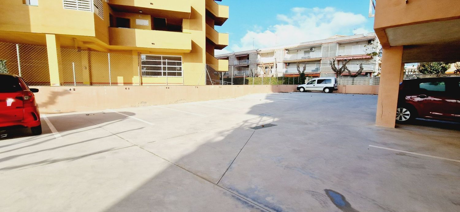 Piso en venta, en primera linea de mar en Can Nicolau, en Cunit