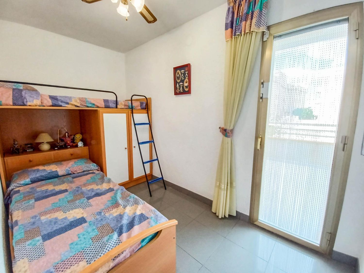 Piso en venta, en primera linea de mar en distrito Cunidor, en Cunit