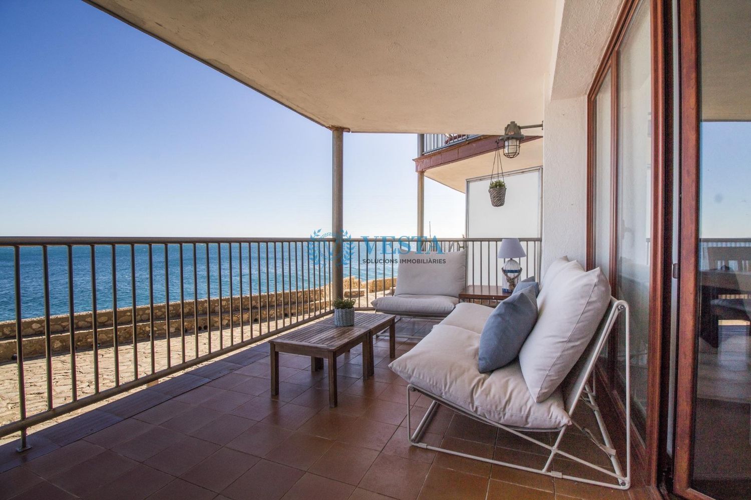 Flat for sale on the seafront in Calle Falconera, in Cala Crancs