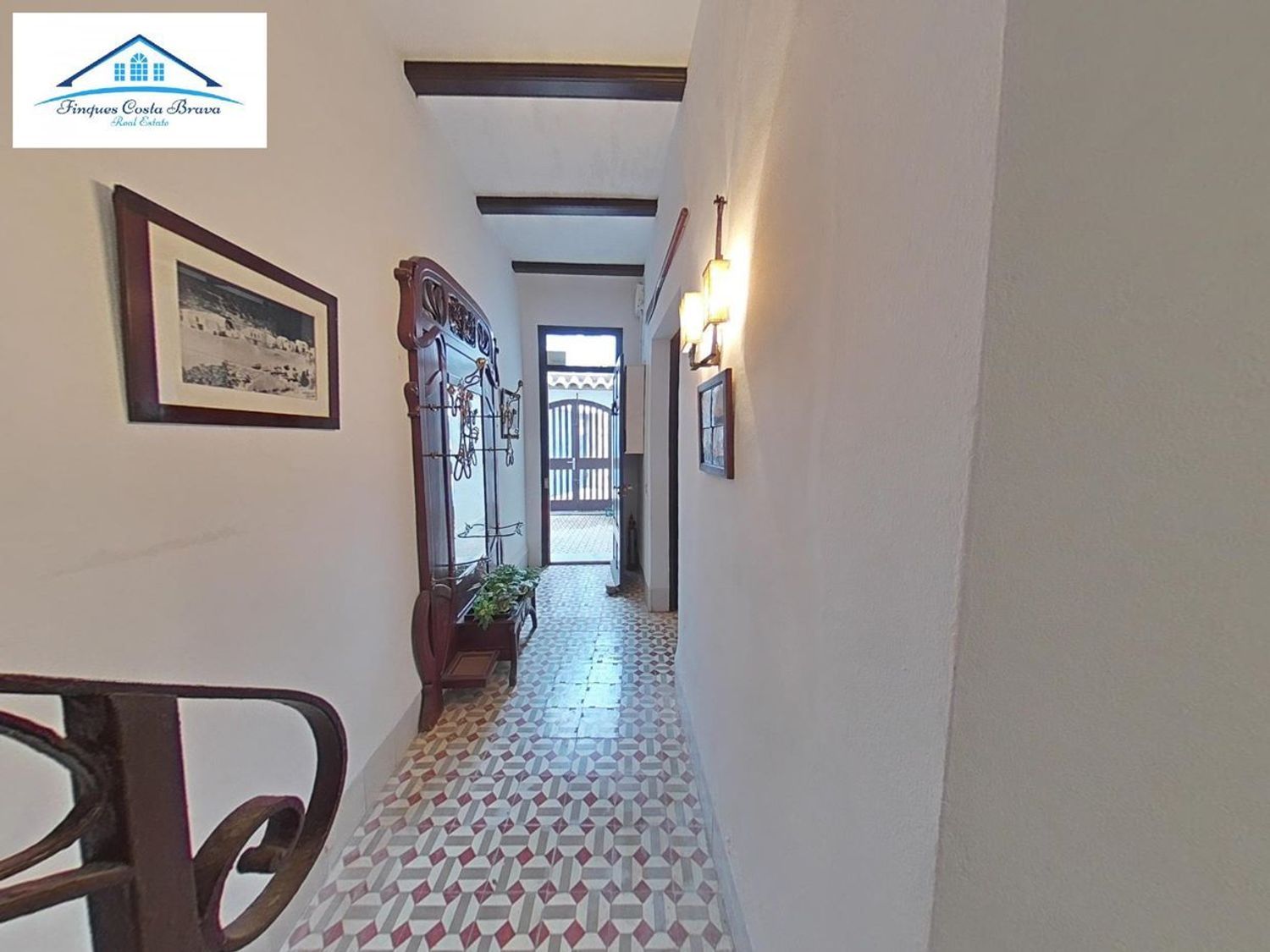 Semi-detached house for sale, on the seafront in PAseo de L´ancora, in Begur